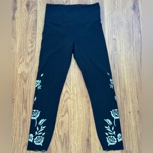 Athleta Elation 7/8 Leggings Powervita Eyelet, XS